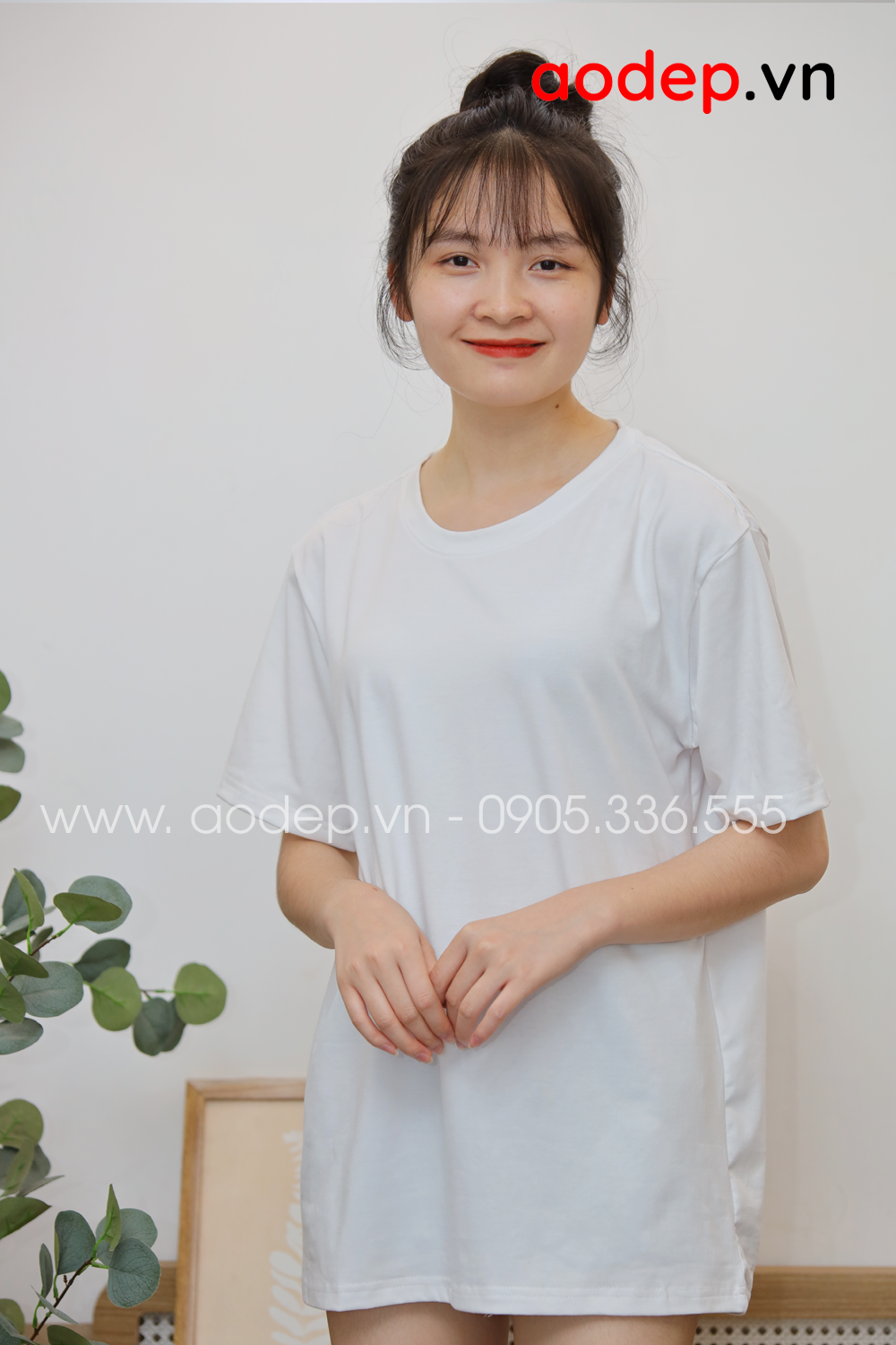 Áo thun tay lỡ màu trắng