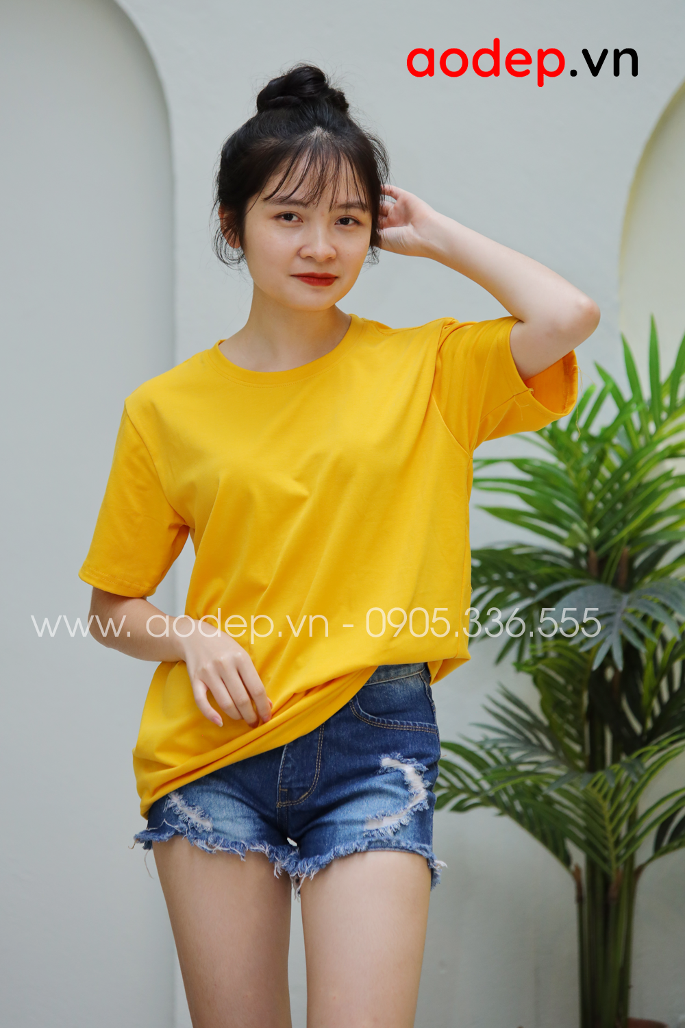 Áo thun tay lỡ màu vàng